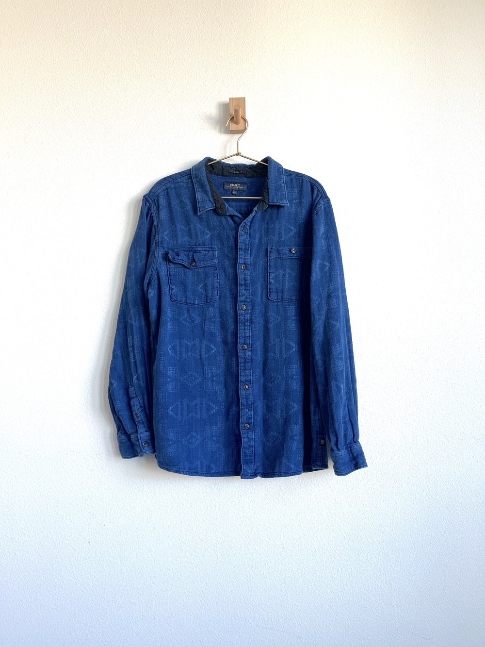 Roark Revival Organic Cotton Chambray Surfcore Long Sleeve Shirt Blue - Size XL